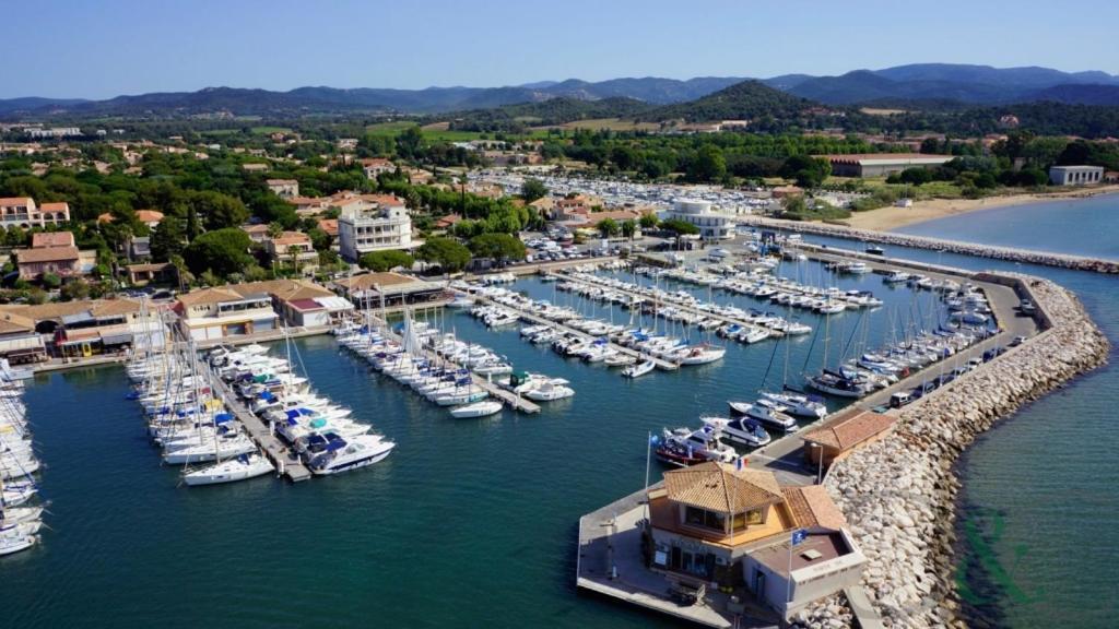Les Soleiades Διαμέρισμα La Londe-les-Maures Εξωτερικό φωτογραφία